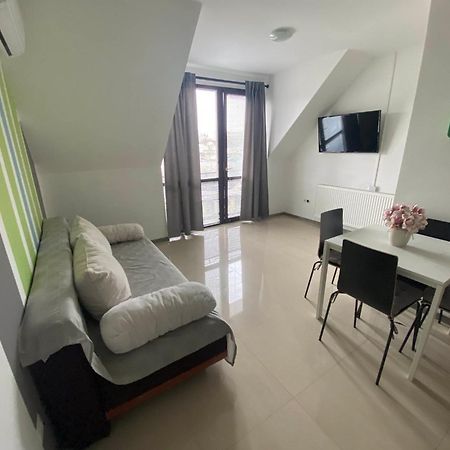 Lexy Family Apartman Hajdúszoboszló المظهر الخارجي الصورة
